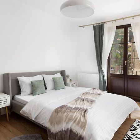 Citadel 58 - Unique Property In The Old Town, Next To The Citadel And Central Park บราชอฟ ภายนอก รูปภาพ